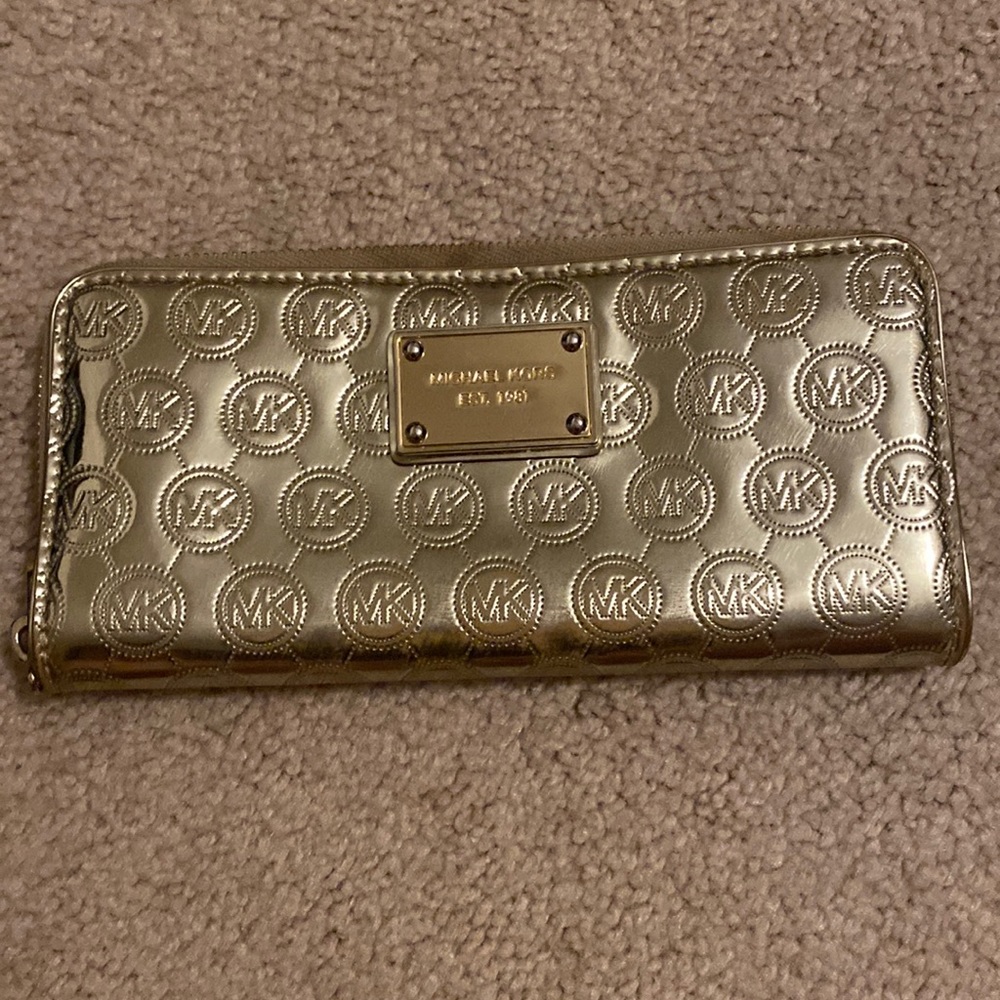 Michael Kors gold wallet